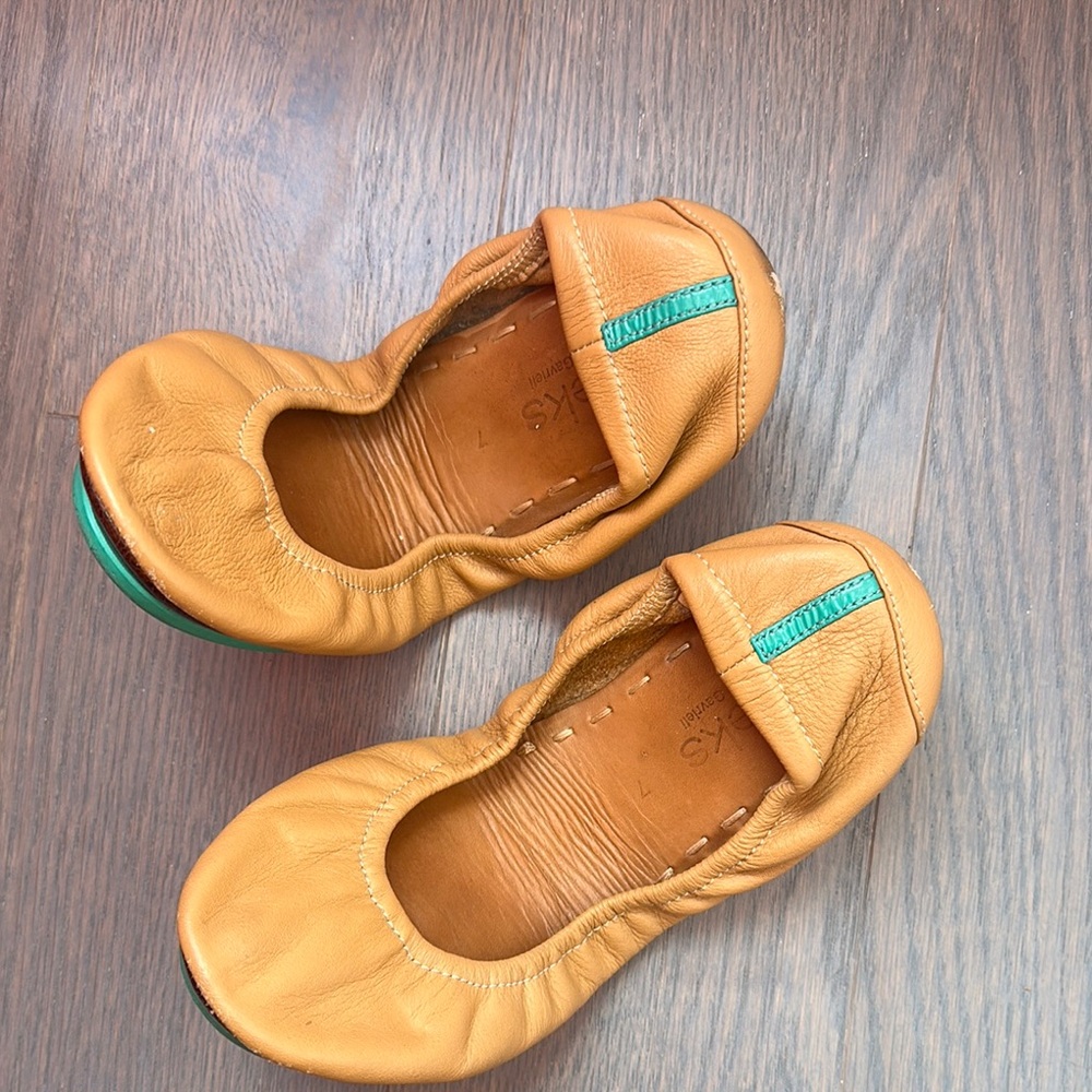 Camel Tieks size 7 GUC